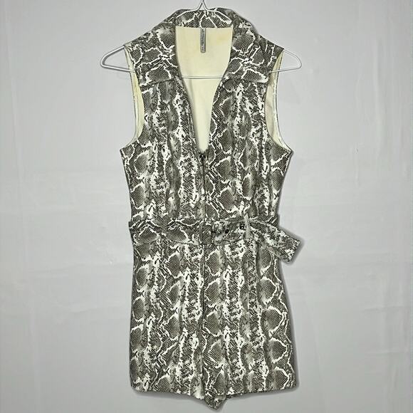 Urban Outfitters Snakeskin Faux Leather Romper Size Small - Picture 3 of 8